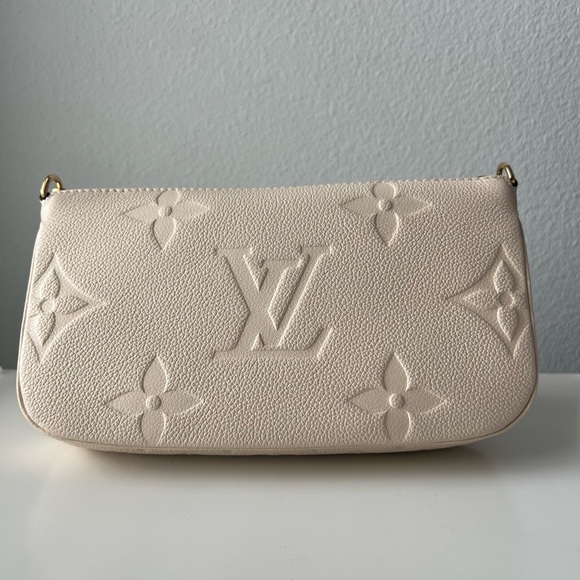 Louis Vuitton Multi Pochette Accesories - Picture 4 of 8